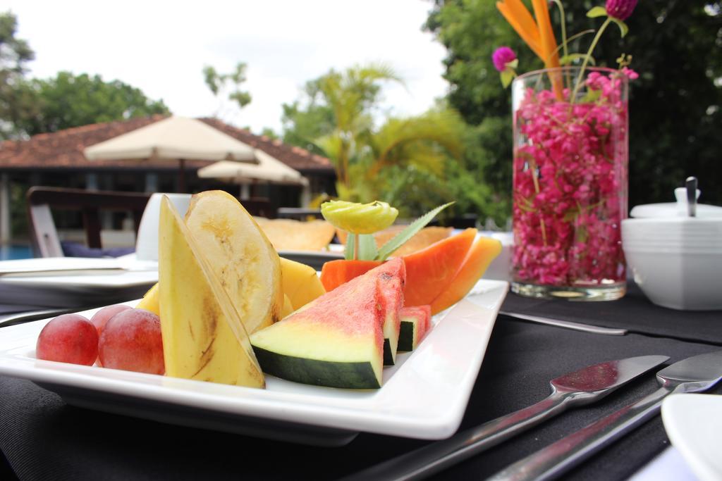 Lake Lodge Boutique Hotel Dambulla Dış mekan fotoğraf